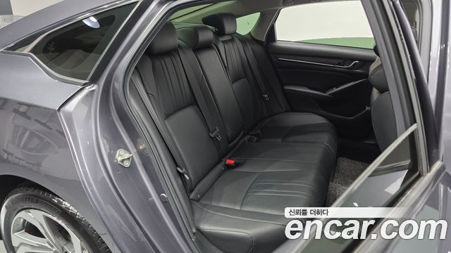 Honda Accord 2019 — photo 12