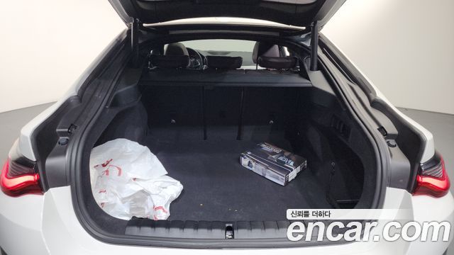 BMW 4-Series 2023 — photo 20