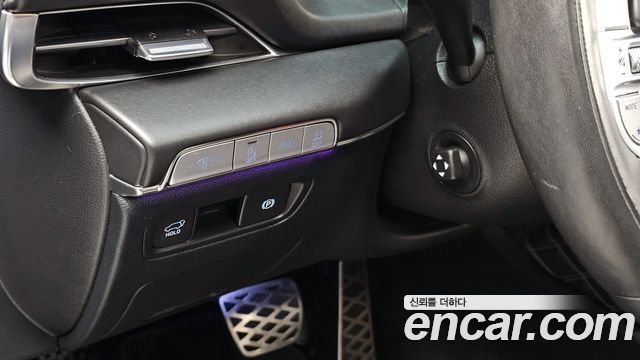 Genesis GV80 2020 — photo 16