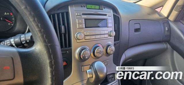 Hyundai Starex 2016 — photo 15