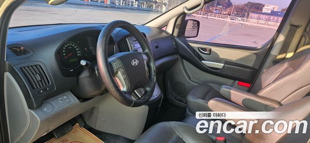 Hyundai Starex 2016 — photo 20