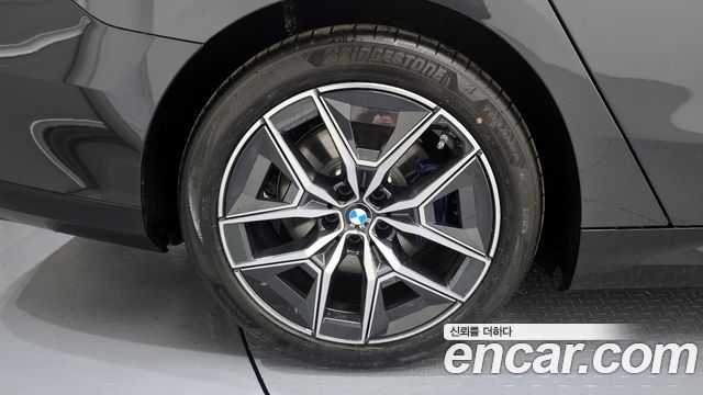 BMW i5 2026 — photo 5