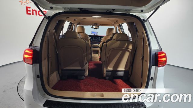 Kia Canival 2019 — photo 20