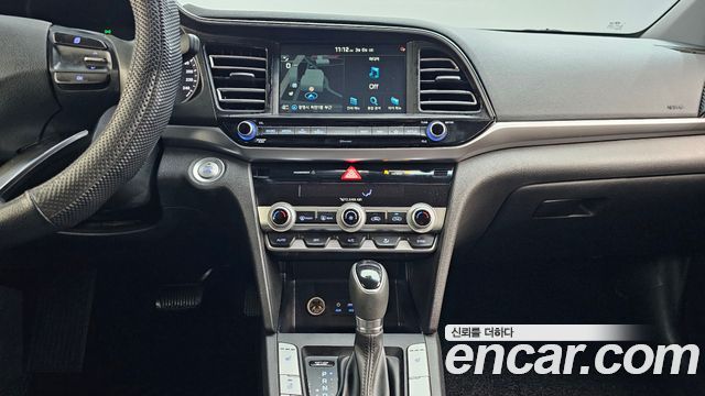 Hyundai AVANTE 2019 — photo 15