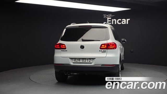 Volkswagen Tiguan 2016 — photo 4