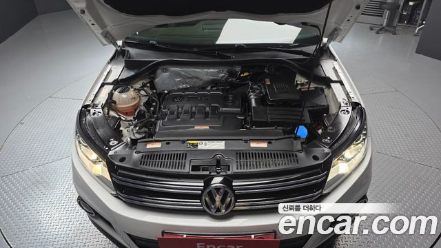 Volkswagen Tiguan 2016 — photo 6