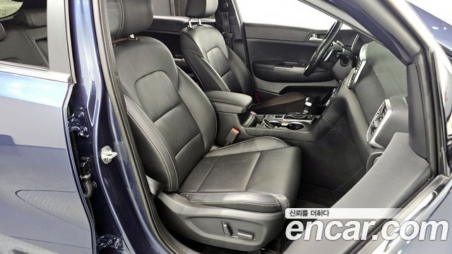 Kia Sportage 2021 — photo 10