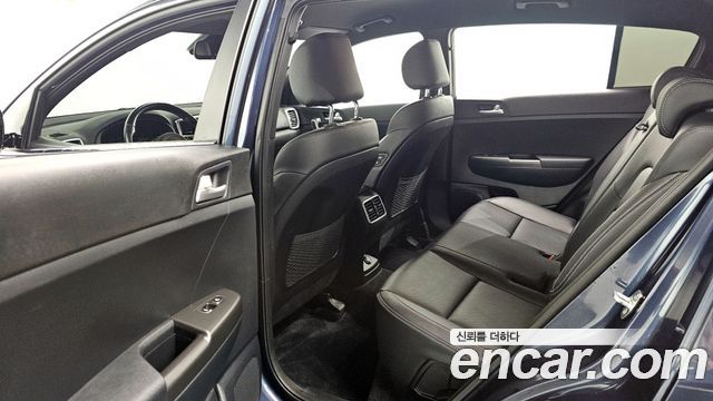 Kia Sportage 2021 — photo 12