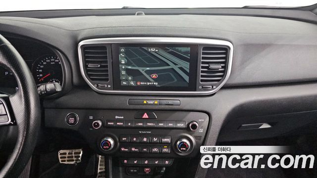 Kia Sportage 2021 — photo 16