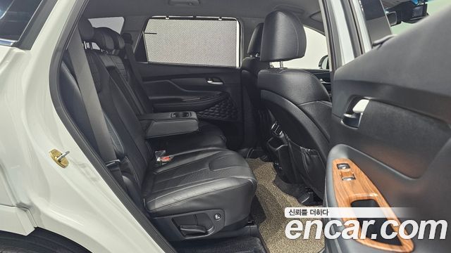 Hyundai Santafe 2019 — photo 12