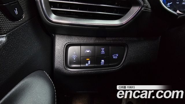 Hyundai Santafe 2019 — photo 17