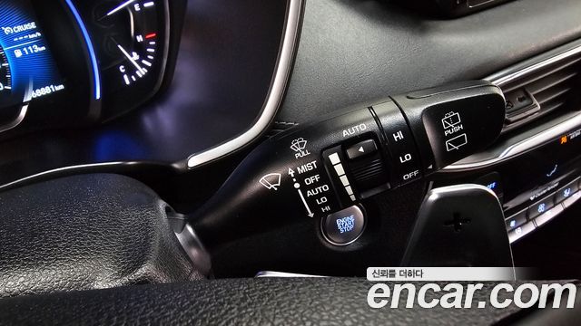 Hyundai Santafe 2019 — photo 18