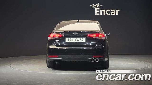 Kia K3 2016 — photo 4