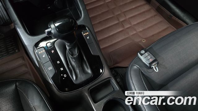 Kia K3 2016 — photo 9