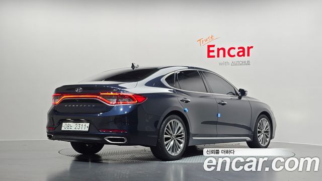 Hyundai Grandeur 2018 — photo 2
