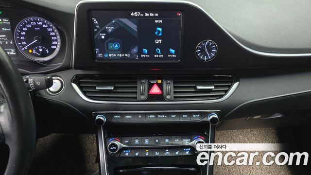 Hyundai Grandeur 2018 — photo 14