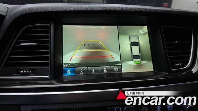 Genesis G80 2017 — photo 16
