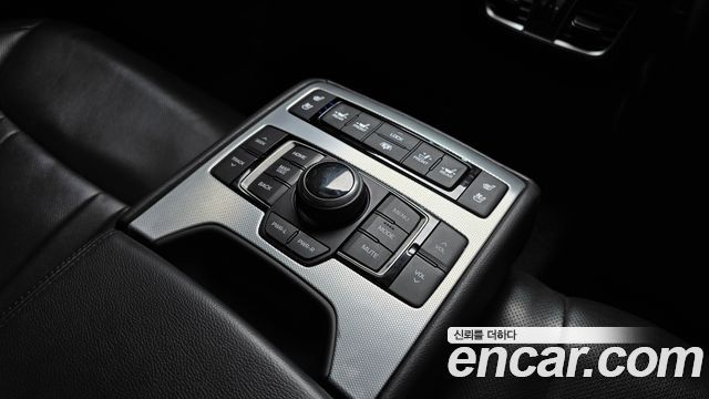 Genesis G80 2017 — photo 19