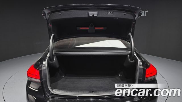 Genesis G80 2017 — photo 20