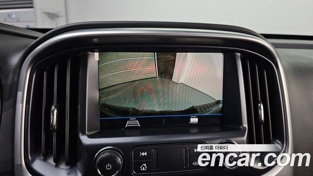 Chevrolet Korea Colorado 2022 — photo 15