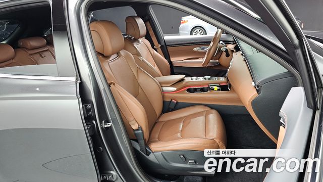 Genesis GV70 2022 — photo 10