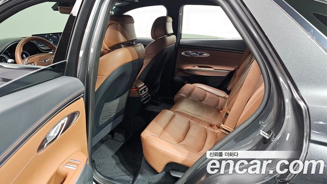 Genesis GV70 2022 — photo 17