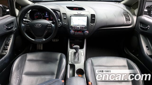 Kia K3 2014 — photo 7