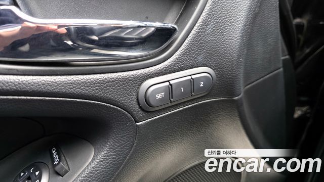 Kia K3 2014 — photo 17