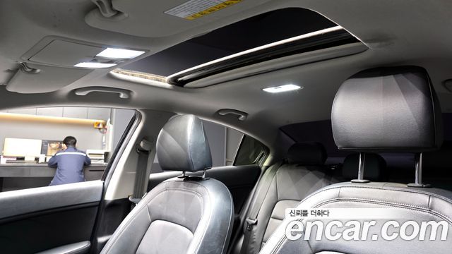 Kia K3 2014 — photo 19