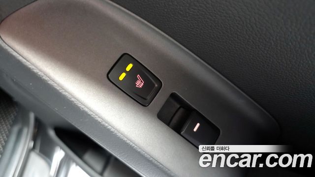 Kia K3 2014 — photo 20