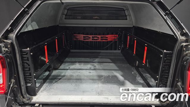 KG Mobility Rexton 2019 — photo 20