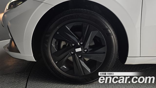 Hyundai AVANTE 2023 — photo 5