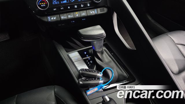 Hyundai AVANTE 2023 — photo 9
