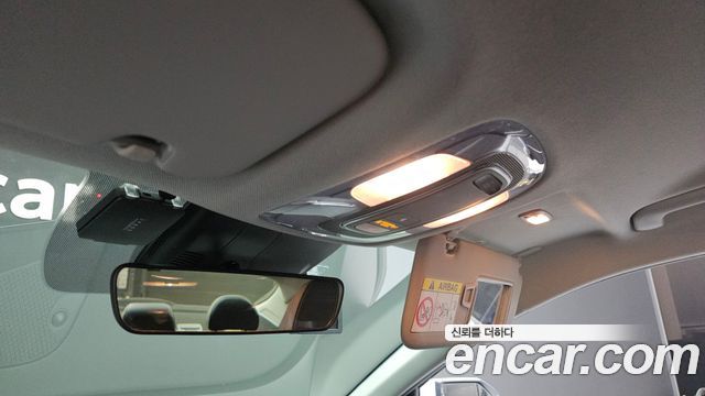 Hyundai AVANTE 2023 — photo 16