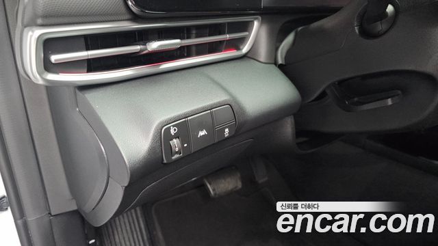 Hyundai AVANTE 2023 — photo 18