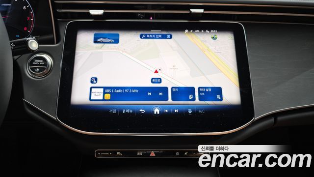 Mercedes-Benz E-Class 2025 — photo 15