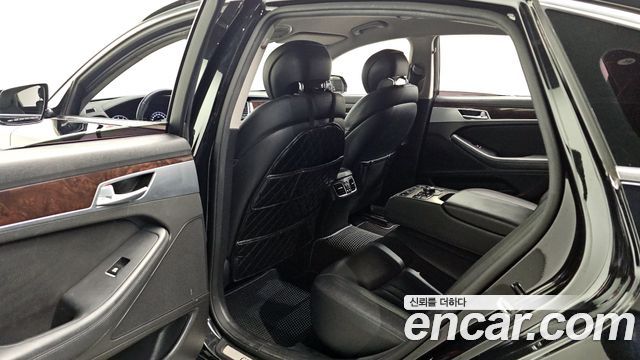 Hyundai Genesis 2015 — photo 11