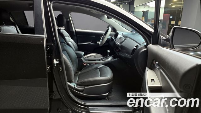 Kia Sportage 2016 — photo 10