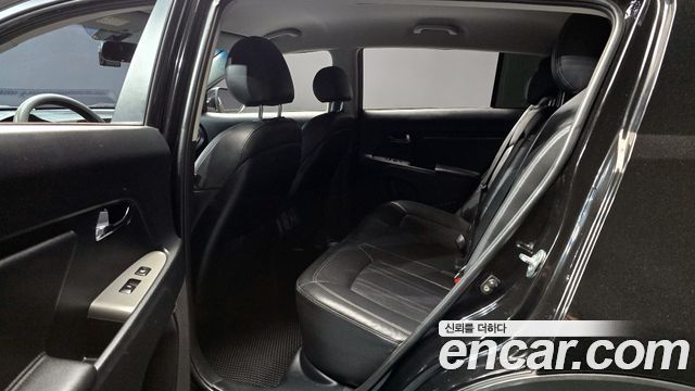 Kia Sportage 2016 — photo 12