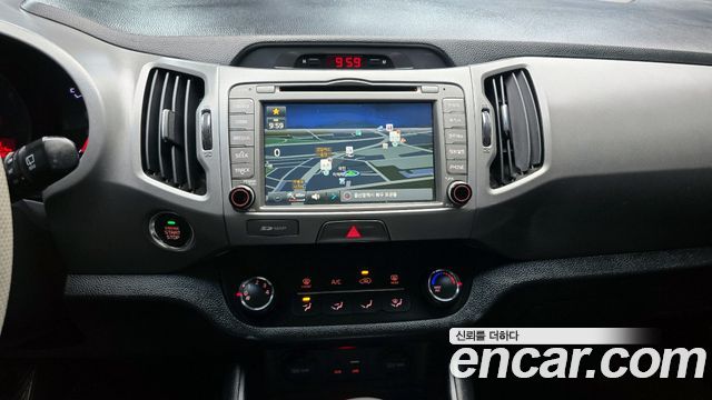 Kia Sportage 2016 — photo 17