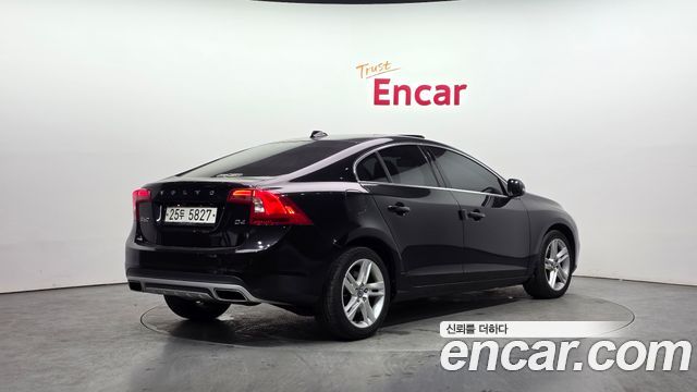 Volvo S60 2014 — photo 2