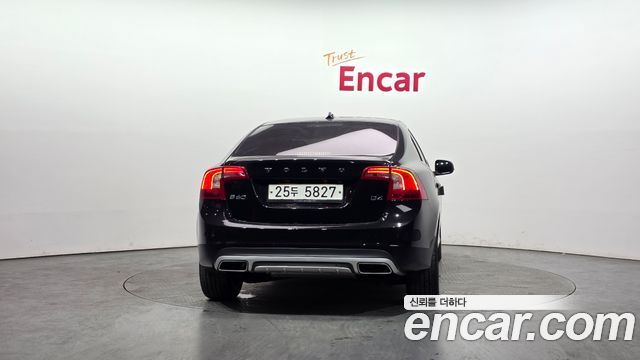 Volvo S60 2014 — photo 4