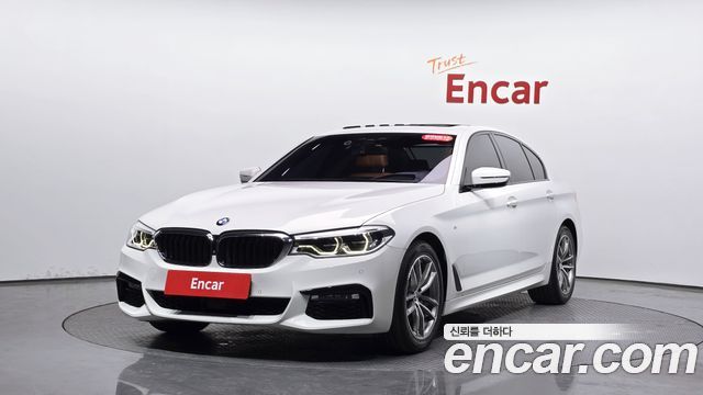 BMW 5-Series 2017 — photo 21