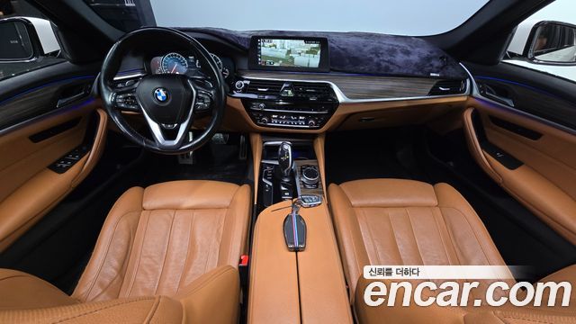 BMW 5-Series 2017 — photo 7