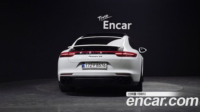 Porsche Panamera 2020 — photo 4