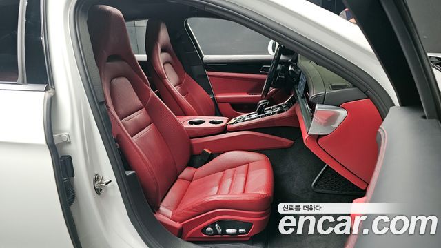 Porsche Panamera 2020 — photo 10