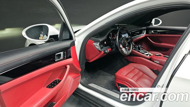 Porsche Panamera 2020 — photo 11