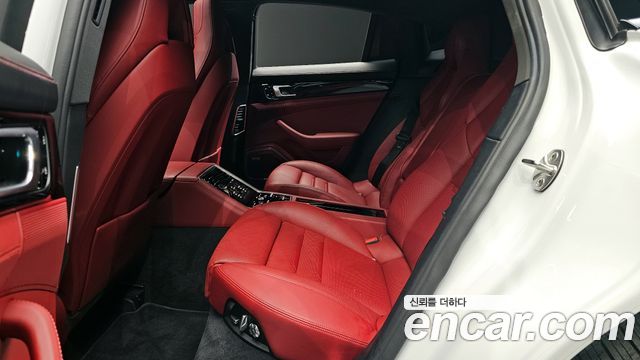 Porsche Panamera 2020 — photo 12