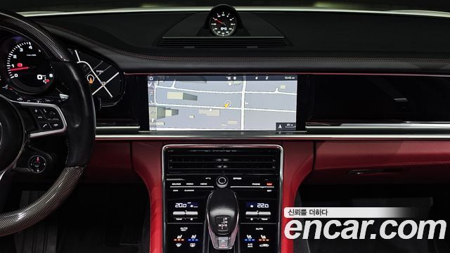 Porsche Panamera 2020 — photo 14