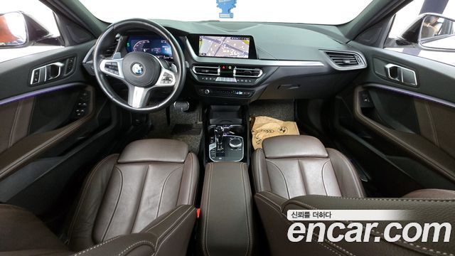 BMW 1-Series 2021 — photo 7